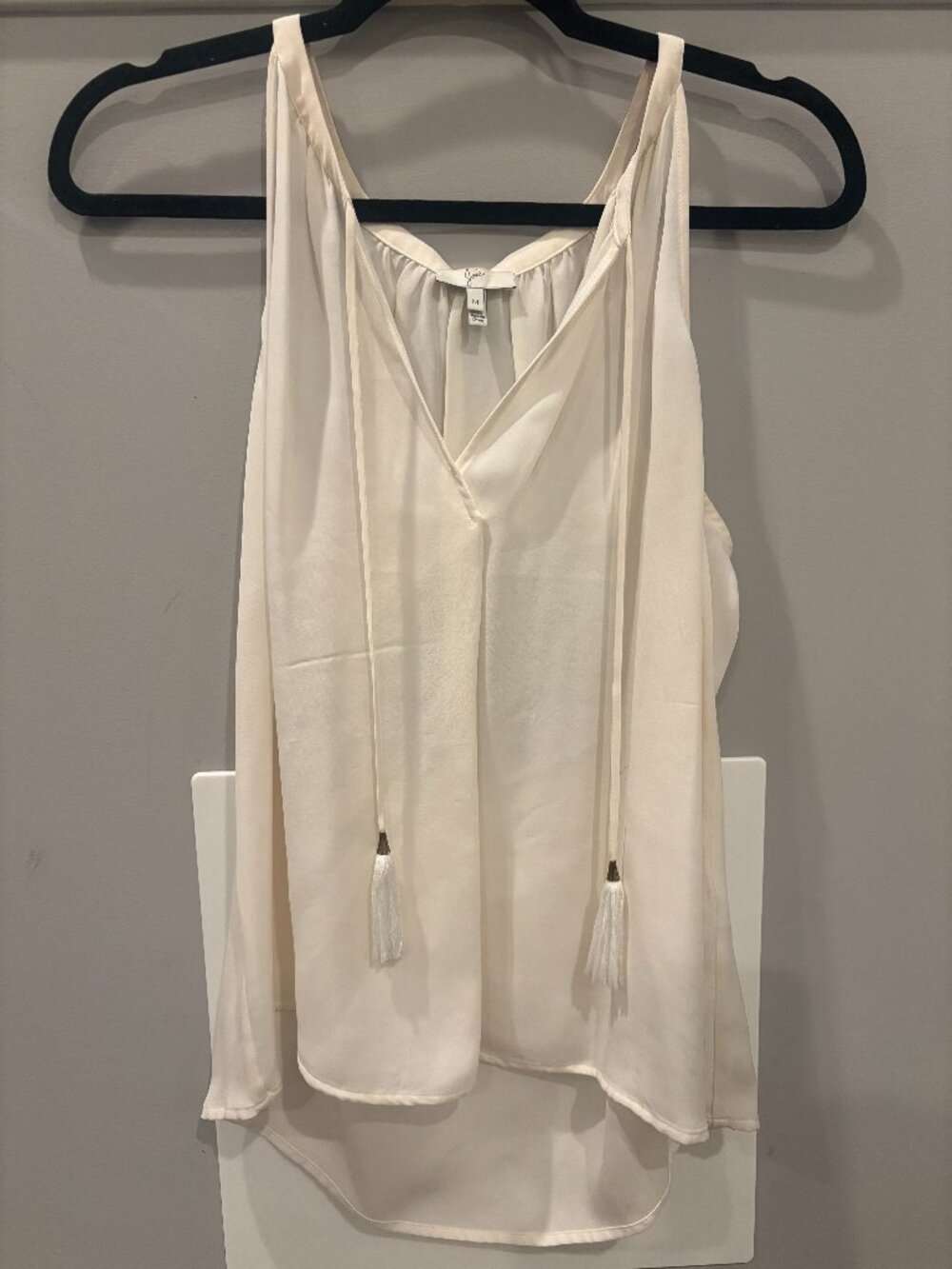 Joie Women's Cream Sleeveless Tassel Blouse Size M